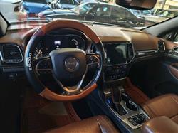 جیپ گراند شیرۆکی